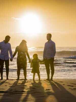 Photography Materniy family in beach Photography Materniy family in beach
